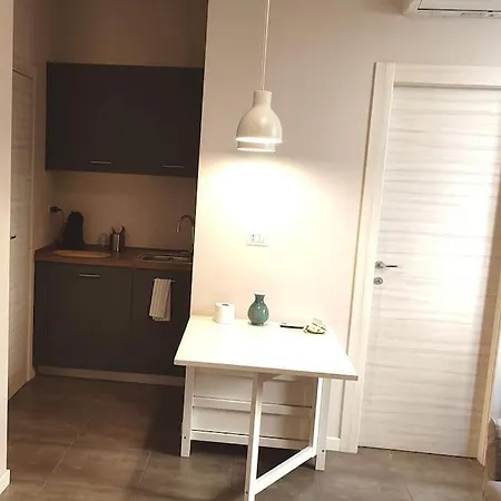 شقة 109c Mezzocannone Charming Flat نابولي